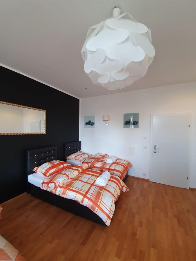 Premier Apartment 6P Mm Wien Exteriör bild